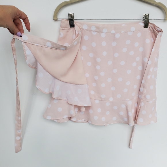 GIANNI Bini Mini Skirt Polka Dot Pink & White Wrap Sz M - EUC! - Picture 3 of 12